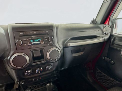 Used 2012 Jeep Wrangler Sport image 19