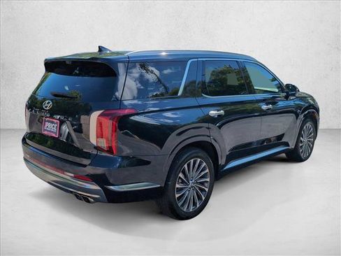 Used 2024 Hyundai Palisade Calligraphy FWD image 5