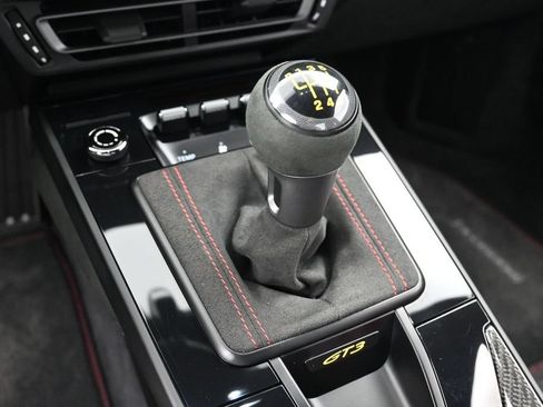 Certified 2022 Porsche 911 GT3 RWD image 20