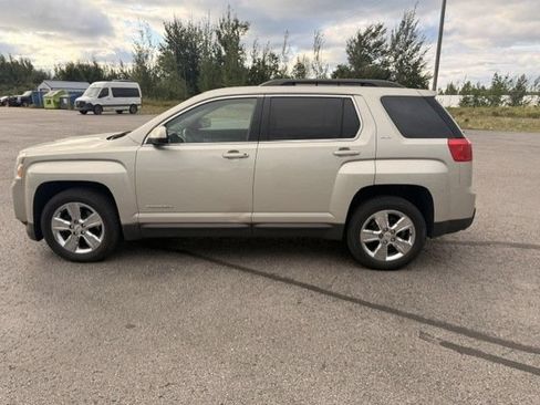Used 2014 GMC Terrain SLT w/ Safety Package AWD/4WD image 8
