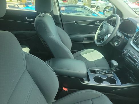 New 2026 Kia Sorento EX FWD image 11
