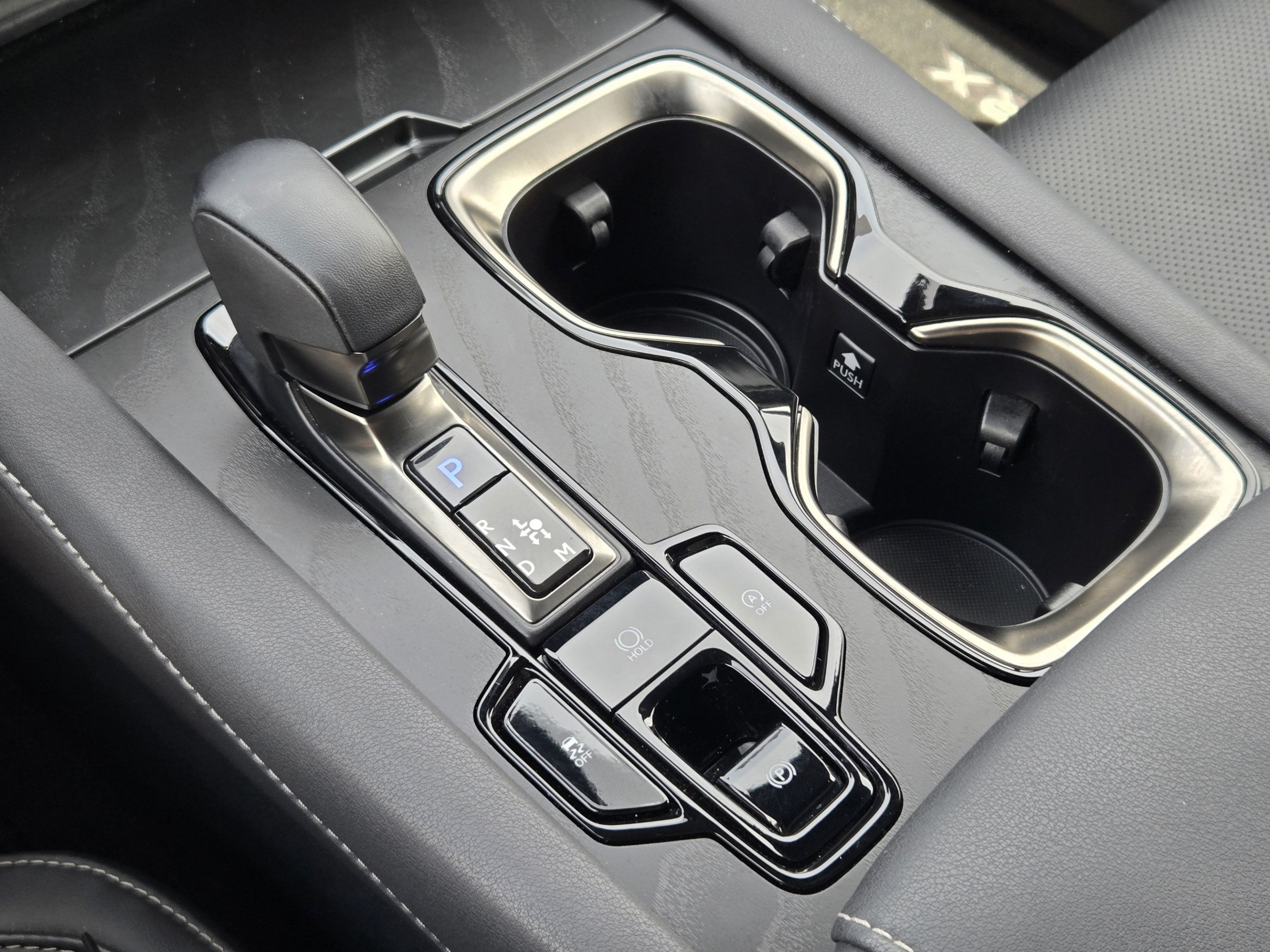 Used 2025 Lexus RX 350 Premium w/ Accessory Package (Z1) FWD image 17