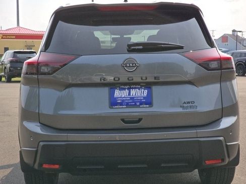 New 2026 Nissan Rogue Dark Armor AWD/4WD image 12