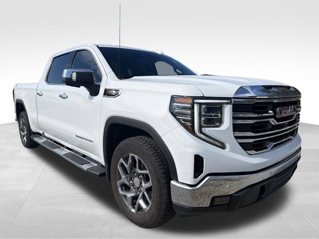 Used 2024 GMC Sierra 1500 SLT w/ SLT Premium Plus Package AWD/4WD image 17