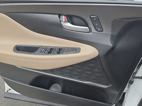 Used 2019 Hyundai Santa Fe FWD image 29