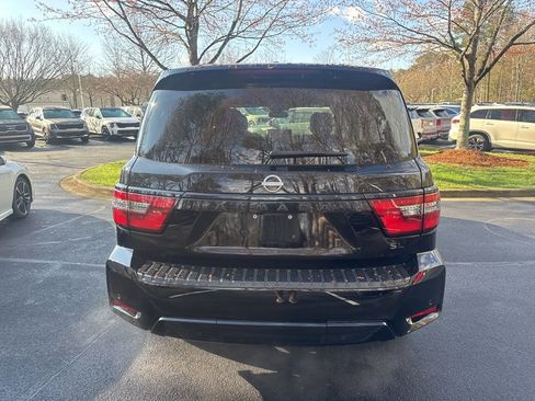 Used 2023 Nissan Armada SL w/ Midnight Edition Package image 17