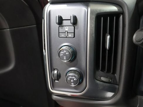 Used 2016 Chevrolet Silverado 1500 LT w/ All Star Edition image 32