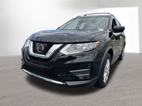 Used 2017 Nissan Rogue SV w/ SV Premium Package AWD/4WD image 32