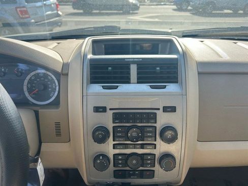 Used 2012 Ford Escape XLT image 12