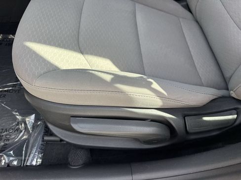 Used 2019 Hyundai Elantra SEL FWD image 39