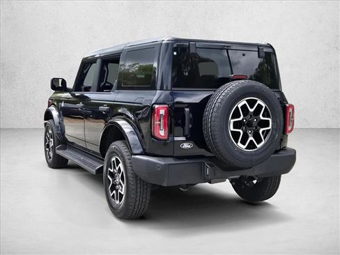 New 2026 Ford Bronco Outer Banks AWD/4WD image 8