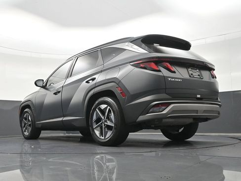 Used 2025 Hyundai Tucson SEL FWD image 31