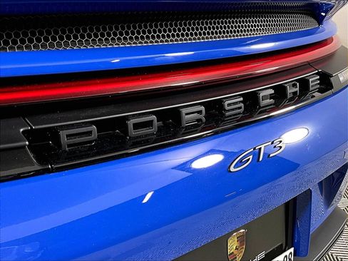 Used 2026 Porsche 911 GT3 RWD image 24