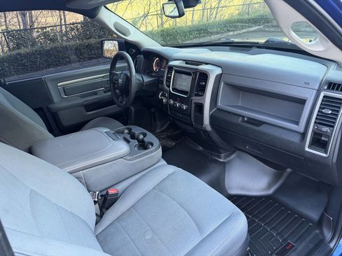 Used 2014 RAM 1500 Express RWD image 13