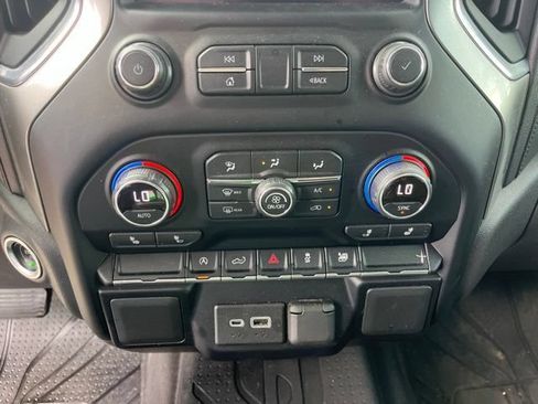 Used 2021 Chevrolet Silverado 1500 LT RWD image 25