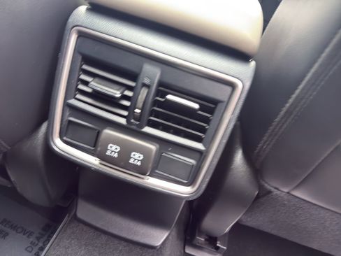 Used 2022 Subaru Forester Limited AWD/4WD image 22