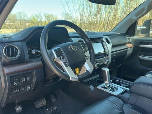 Used 2019 Toyota Tundra Limited image 10