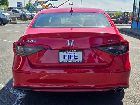 Used 2024 Honda Civic Sport image 4
