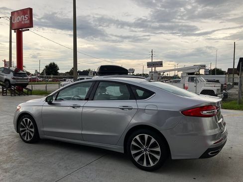 Used 2020 Ford Fusion SE AWD/4WD image 4