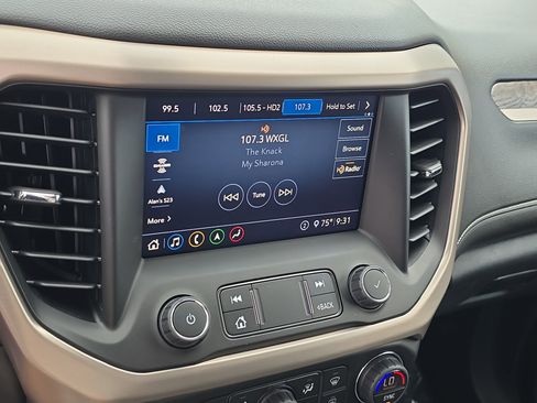 Used 2020 GMC Acadia Denali w/ Technology Package image 24