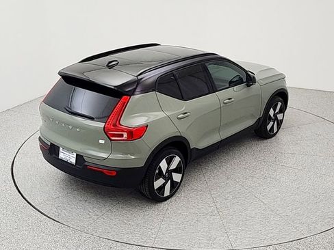 Certified 2023 Volvo XC40 Recharge Ultimate w/ Protection Package Premier AWD/4WD image 35