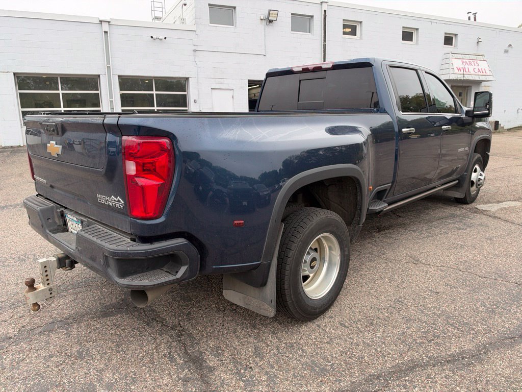 Used 2022 Chevrolet Silverado 3500 High Country w/ Safety Package II AWD/4WD image 8