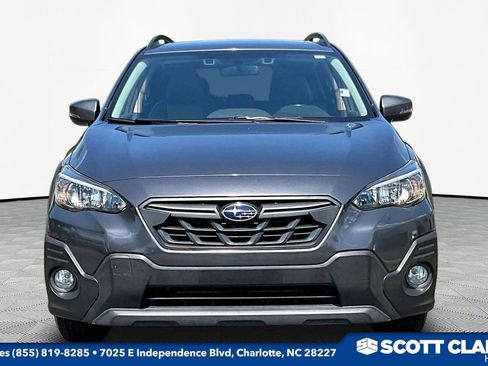 Used 2021 Subaru Crosstrek 2.5i Sport w/ Moonroof Package AWD/4WD image 2