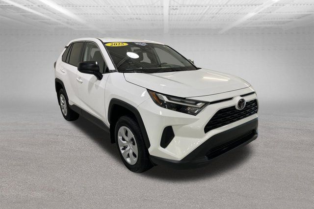 Used 2025 Toyota RAV4 LE FWD image 4
