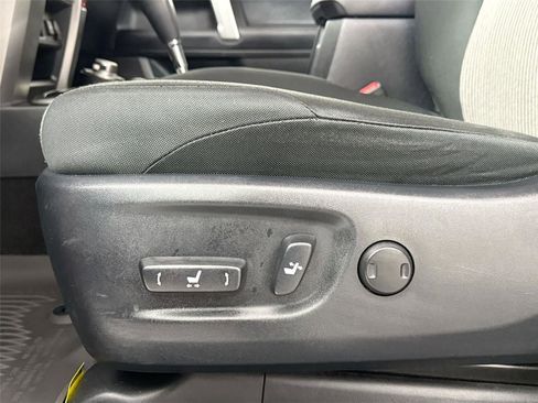 Certified 2024 Toyota 4Runner SR5 AWD/4WD image 26