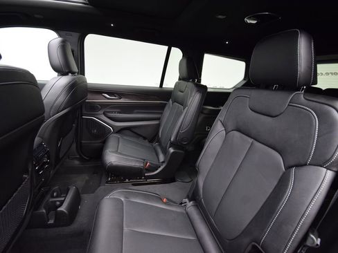 New 2026 Jeep Grand Cherokee L Limited image 35