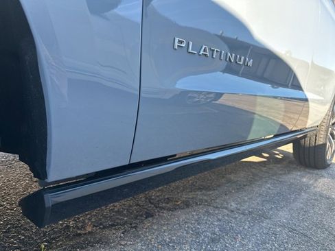 Used 2025 Ford Expedition Platinum w/ Driver's Package image 13