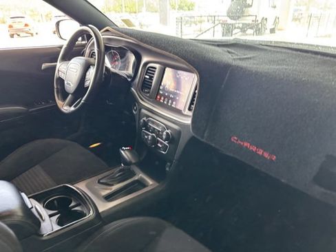 Used 2022 Dodge Charger R/T w/ Blacktop Package RWD image 9