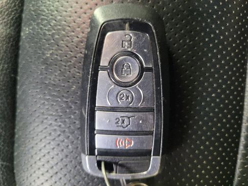 Used 2019 Ford Explorer Sport AWD/4WD image 32