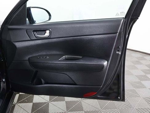 Used 2017 Kia Optima LX FWD image 20