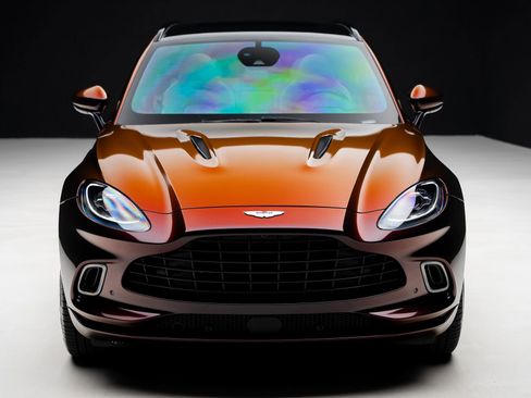 Used 2023 Aston Martin DBX AWD/4WD image 6