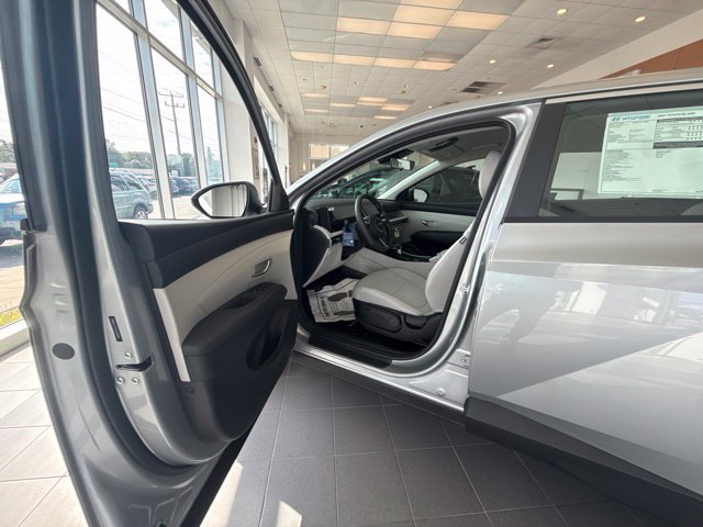 New 2026 Hyundai Tucson SE AWD/4WD image 11