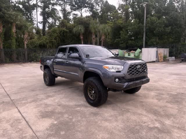 Used 2022 Toyota Tacoma SR AWD/4WD image 16
