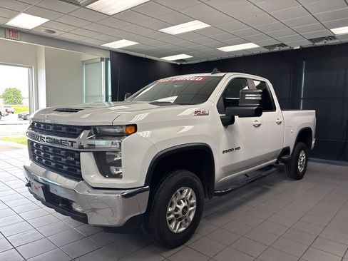Used 2023 Chevrolet Silverado 2500 LT w/ Convenience Package AWD/4WD image 7