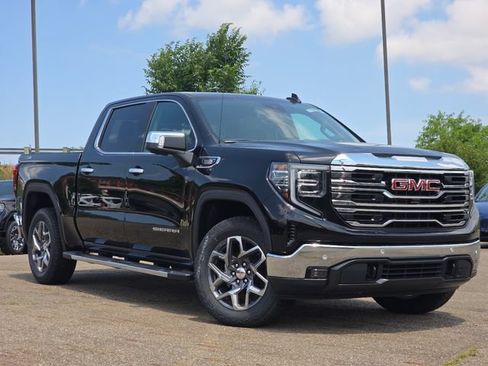 New 2026 GMC Sierra 1500 SLT w/ SLT Premium Plus Package AWD/4WD image 2