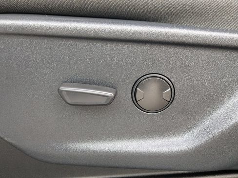 Used 2025 Ford F350 XLT AWD/4WD image 24