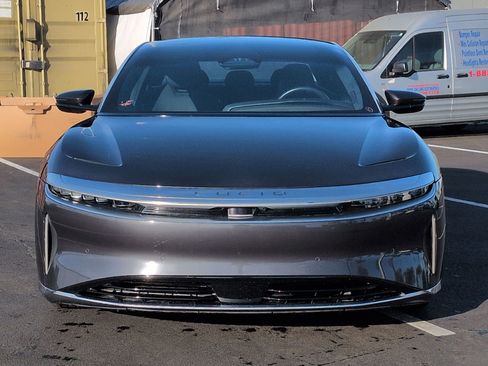 Used 2024 Lucid Air Touring image 3
