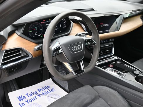 Used 2024 Audi e-tron GT Premium Plus AWD/4WD image 13
