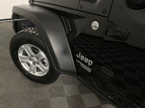 Used 2019 Jeep Wrangler Unlimited Sport S image 36