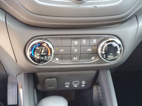 Used 2023 Chevrolet TrailBlazer ACTIV image 28