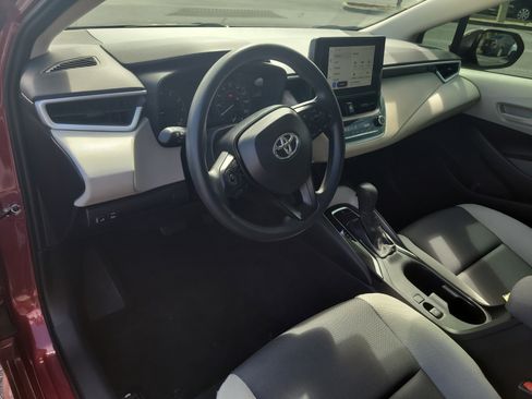Used 2024 Toyota Corolla LE image 19