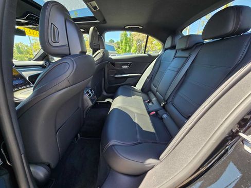 Used 2023 Mercedes-Benz C 300 4MATIC Sedan image 16