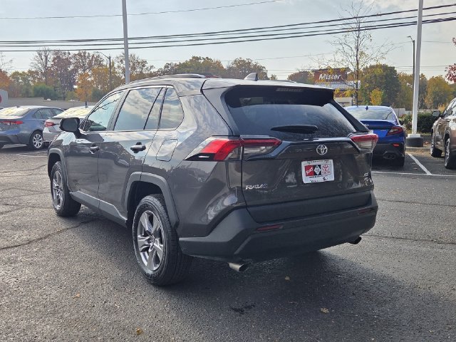 Used 2024 Toyota RAV4 XLE AWD/4WD image 3