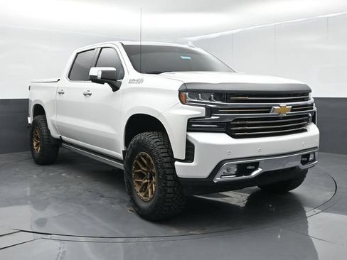 Used 2020 Chevrolet Silverado 1500 High Country w/ Technology Package AWD/4WD image 1