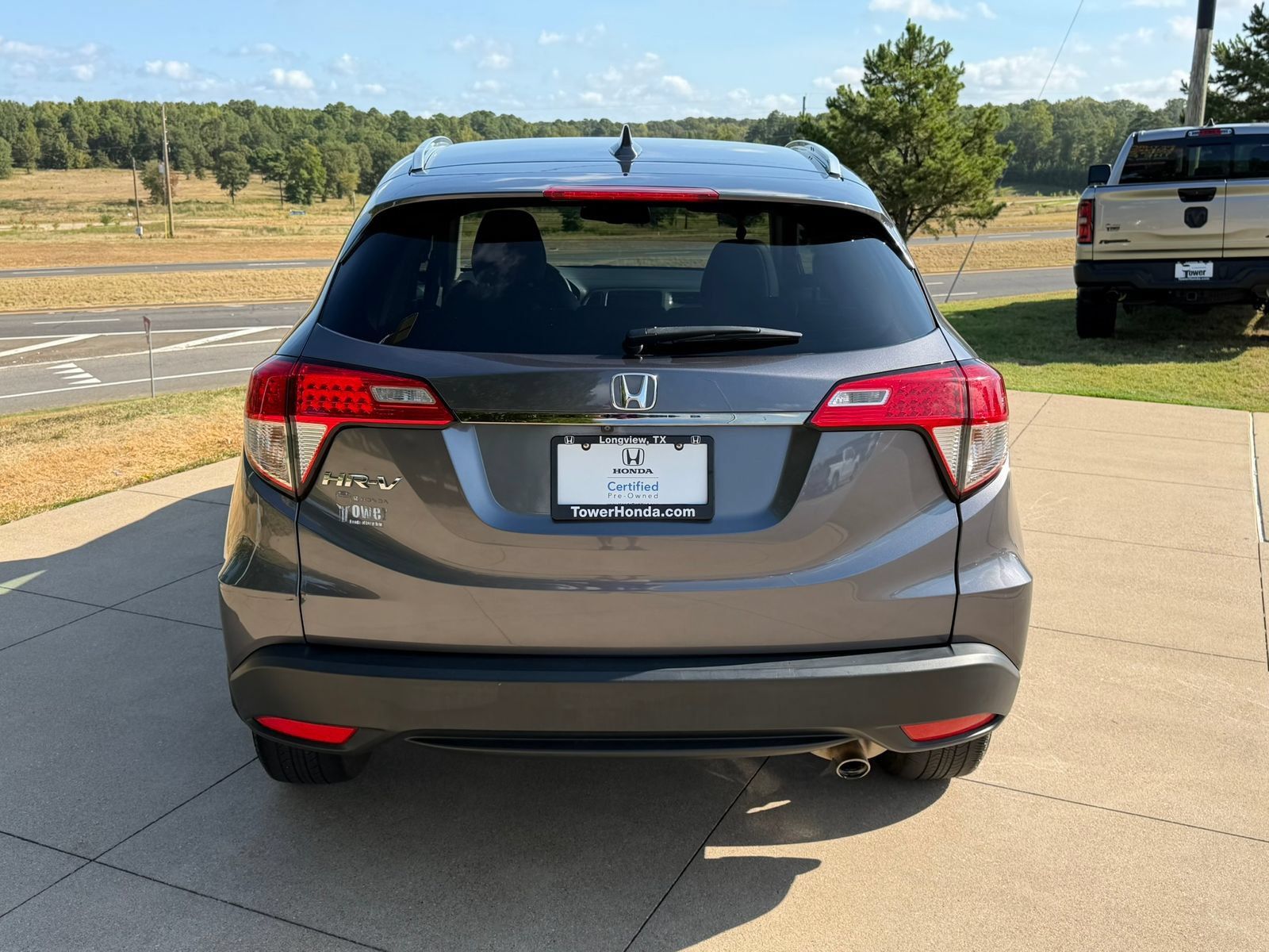 Used 2022 Honda HR-V EX-L image 5