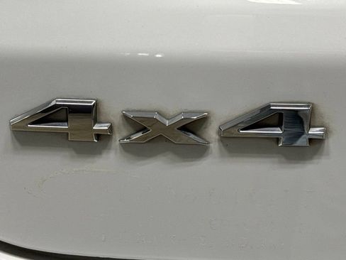 Used 2022 Jeep Compass Limited AWD/4WD image 31